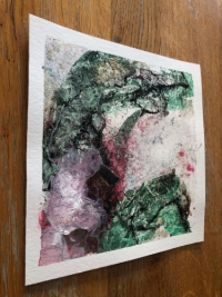 Seitenansicht des Werks Freundschaft? I, eine Mixed Media Collage